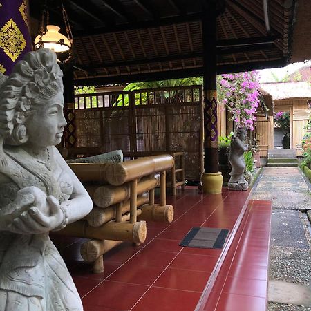 1Bd Guest House In Family Compound1, 15 Minute Walk To Yoga Barn Ubud Dış mekan fotoğraf