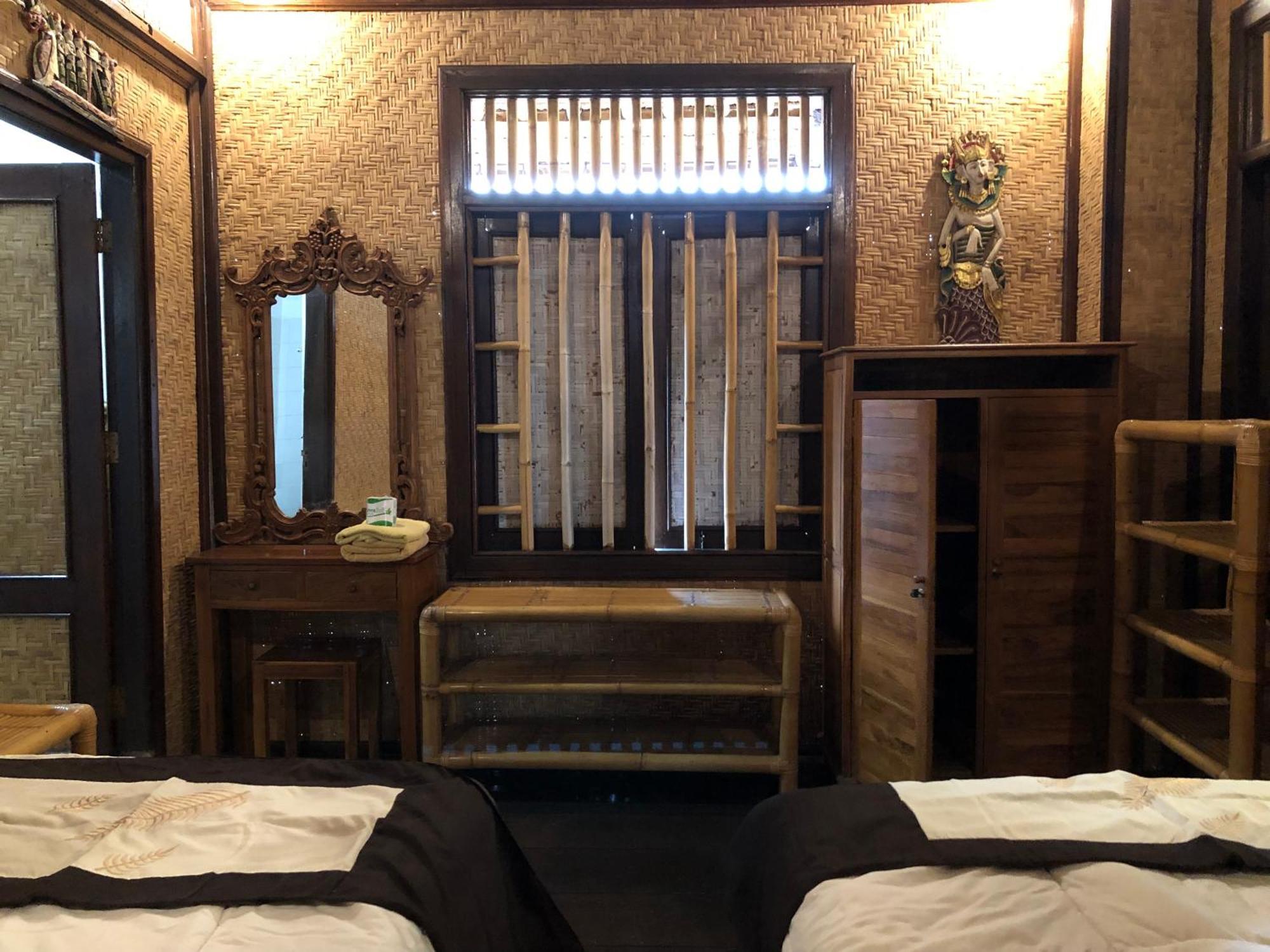 1Bd Guest House In Family Compound1, 15 Minute Walk To Yoga Barn Ubud Dış mekan fotoğraf