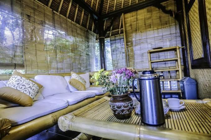 1Bd Guest House In Family Compound1, 15 Minute Walk To Yoga Barn Ubud Dış mekan fotoğraf