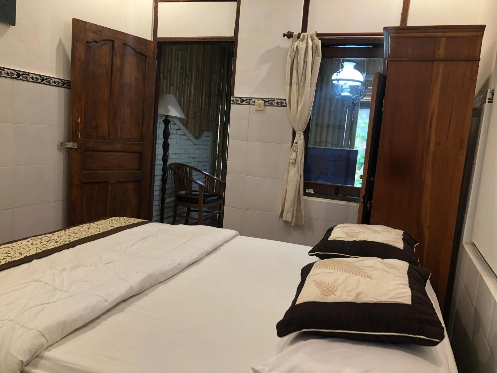 1Bd Guest House In Family Compound1, 15 Minute Walk To Yoga Barn Ubud Dış mekan fotoğraf