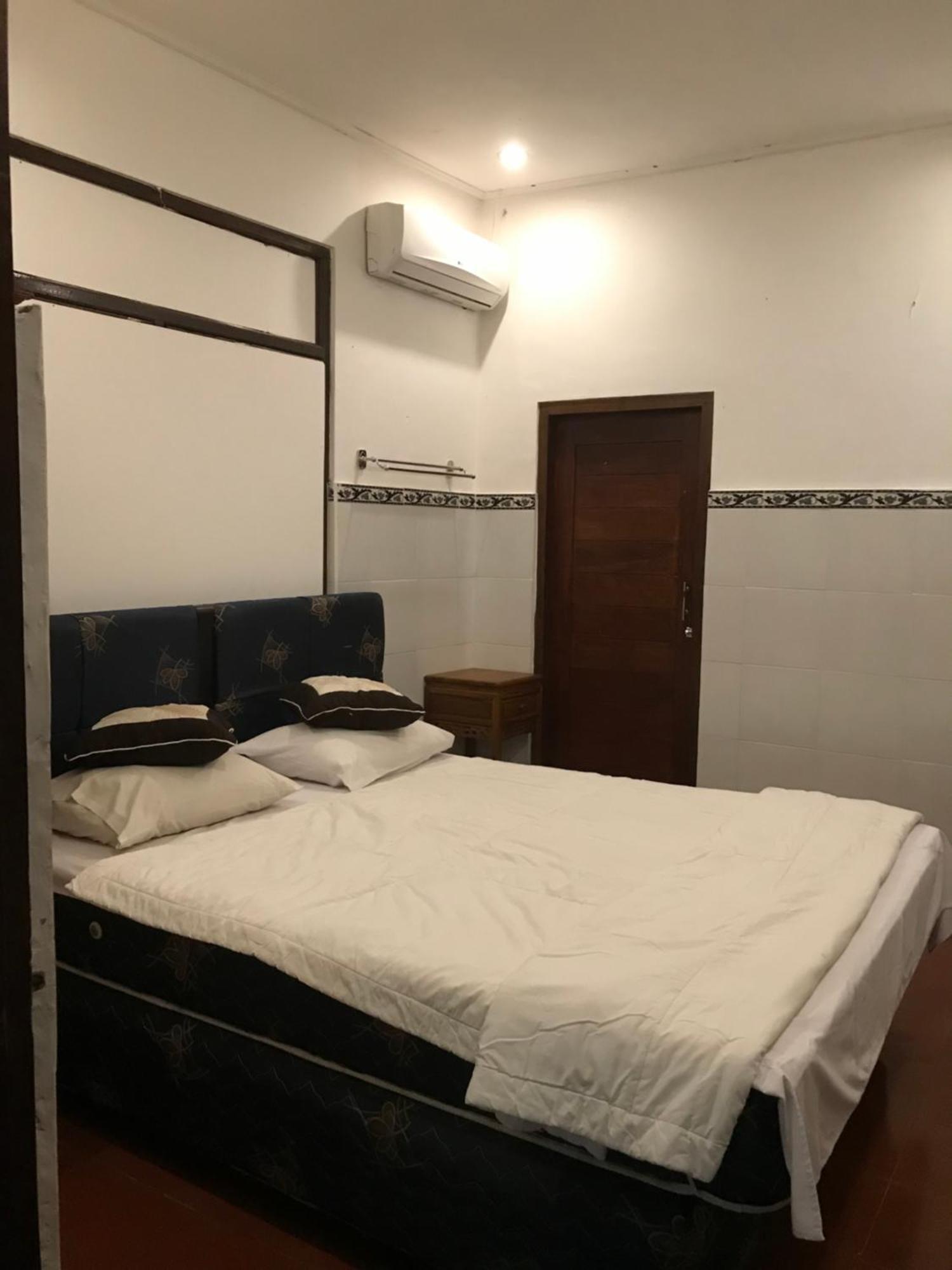 1Bd Guest House In Family Compound1, 15 Minute Walk To Yoga Barn Ubud Dış mekan fotoğraf